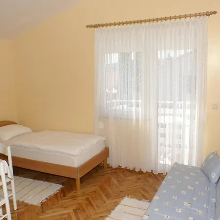 4172b Apartment *