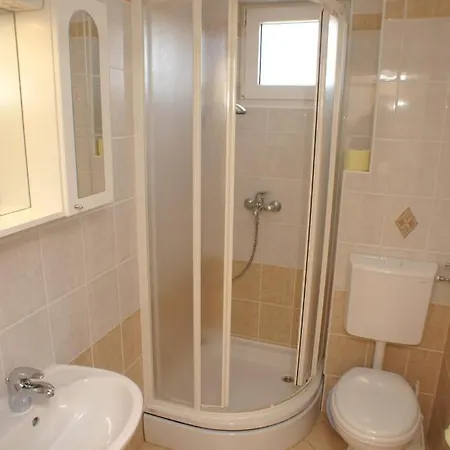 4172b Vodice